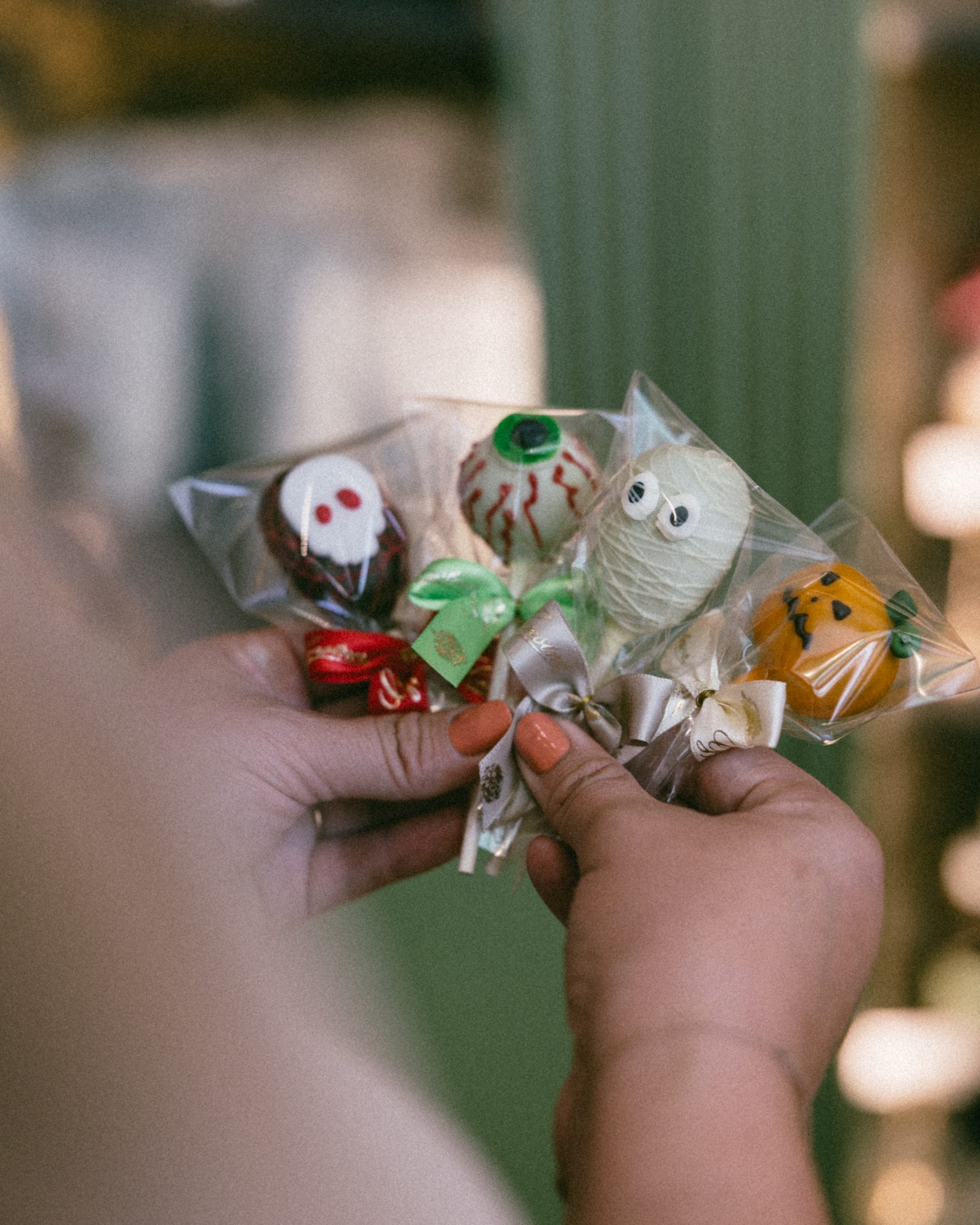 Halloween Cake Pops