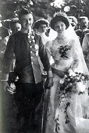 historische Aufnahme der Hochzeit von Karl I und Prinzessin Zita 1911